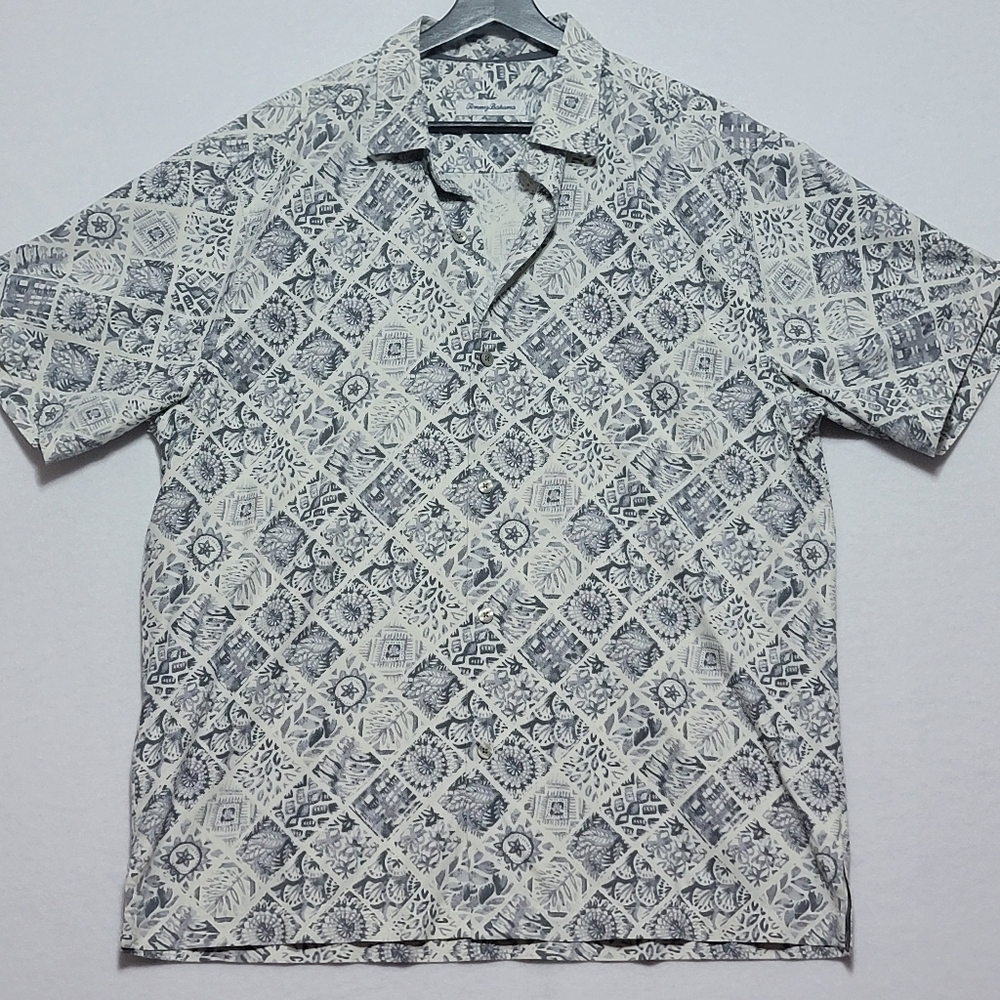 NWT!!! Tommy Bahama Men's SILK BLEND Gray Patterned Shirt SIZE L. #640